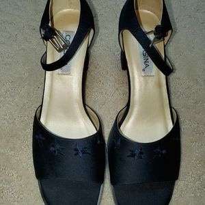 Like New Navy Blue Dress Sandals